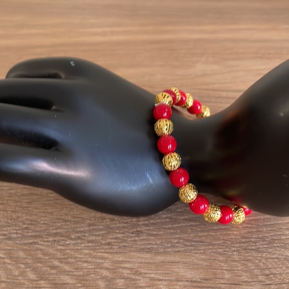 Hand Crafted Jewelry - HAND CRAFTED STRETCH BRACELET Red Coral Beads Gold Plated Filigree Beads